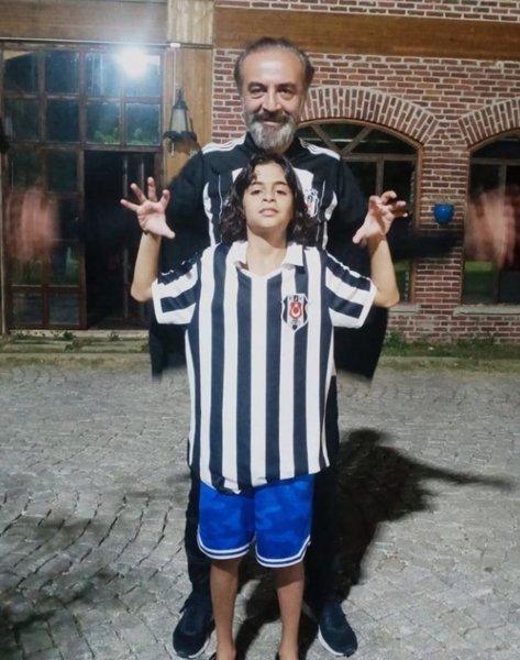 Beşiktaşlı ünlülerin şampiyonluk paylaşımları