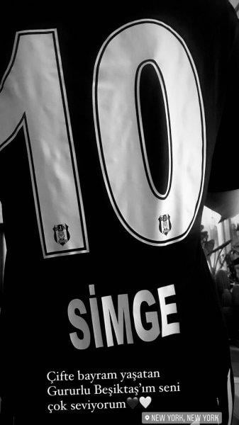 Beşiktaşlı ünlülerin şampiyonluk paylaşımları