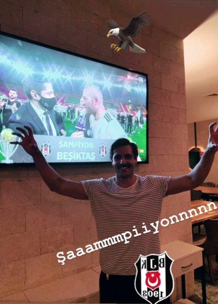 Beşiktaşlı ünlülerin şampiyonluk paylaşımları