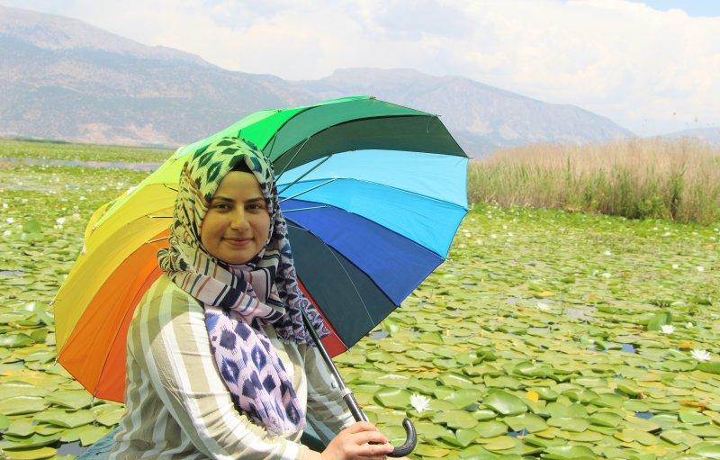 Çivril Işıklı Gölü'nde nilüfer şöleni