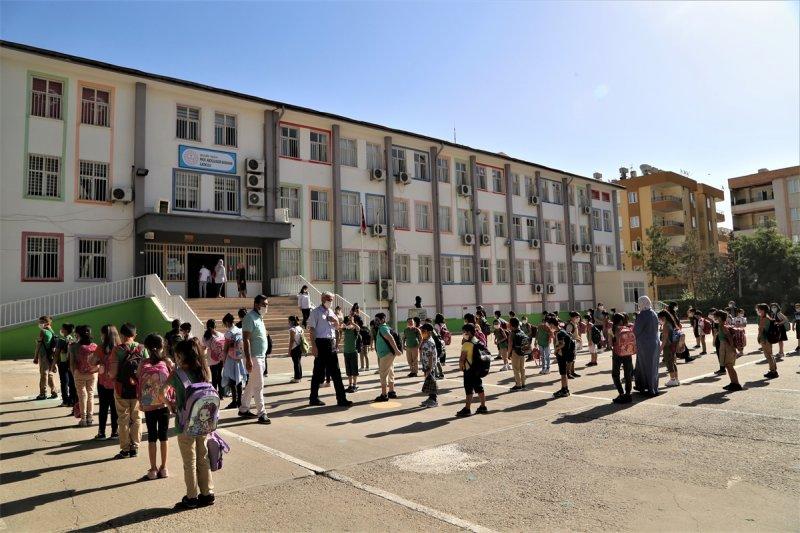 Yüz yüze eğitim başladı