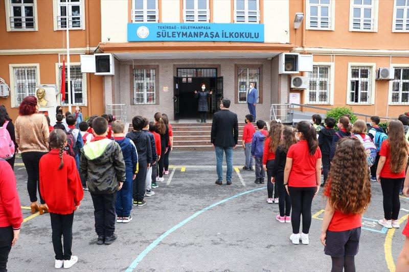 Yüz yüze eğitim başladı