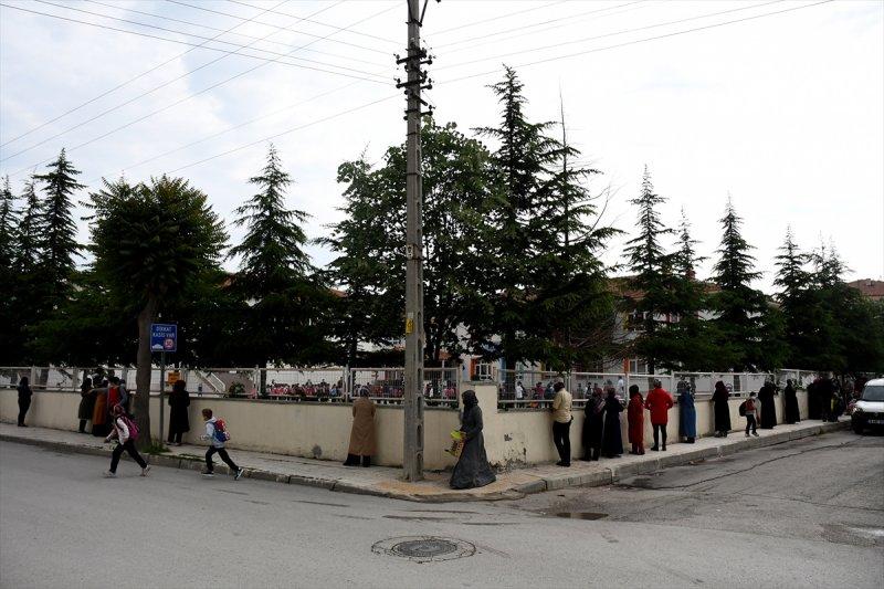 Yüz yüze eğitim başladı