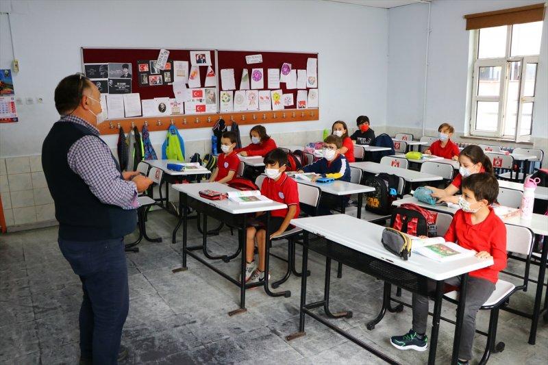 Yüz yüze eğitim başladı