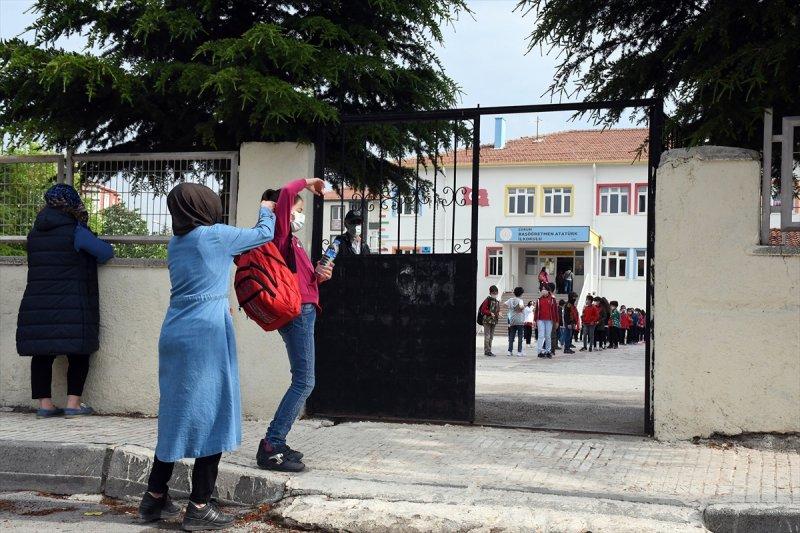 Yüz yüze eğitim başladı