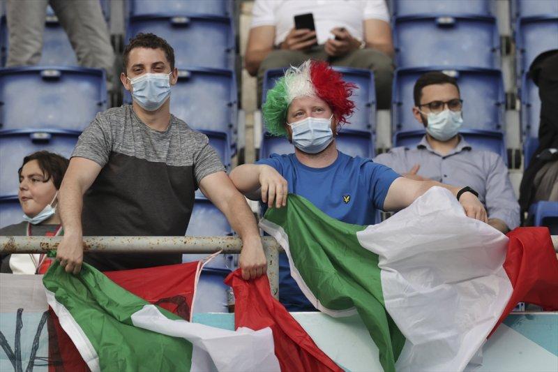 Euro 2020 Türkiye - İtalya maçından kareler