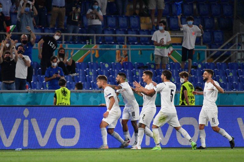 Euro 2020 Türkiye - İtalya maçından kareler