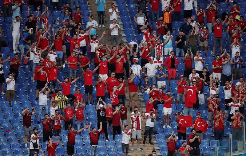 Euro 2020 Türkiye - İtalya maçından kareler