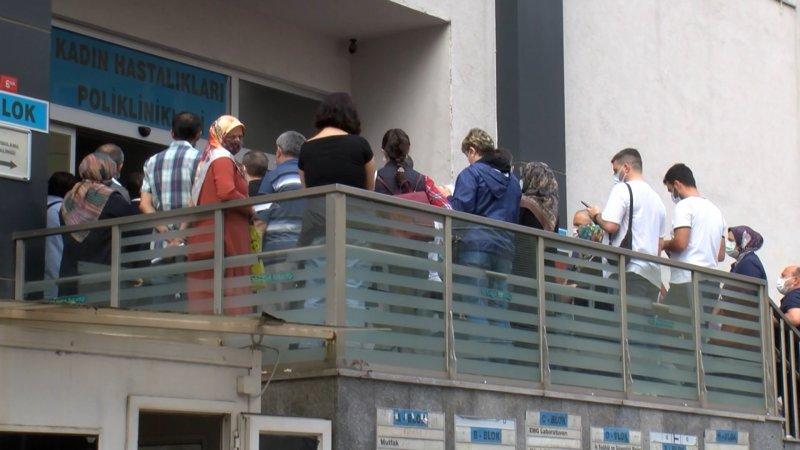 Türkiye'de aşılama hızlandı, hastanelerde kuyruk oluştu