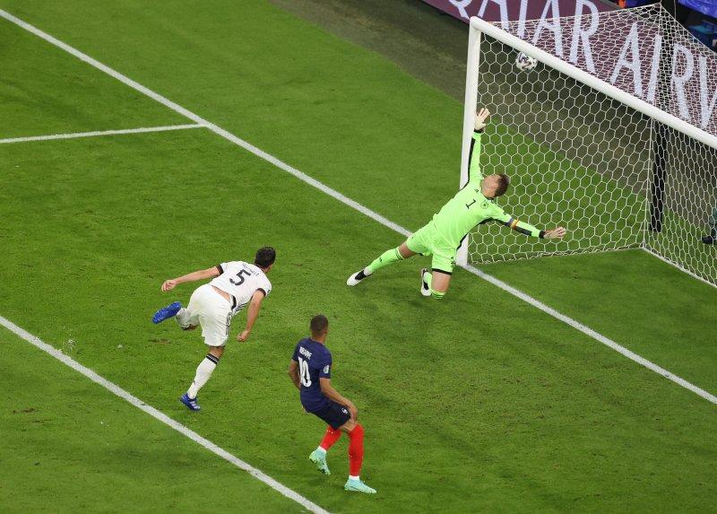 Fransa-Almanya maçından kareler