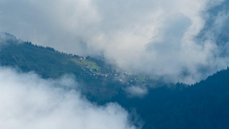 Huser Yaylası'nın büyüleyen güzelliği