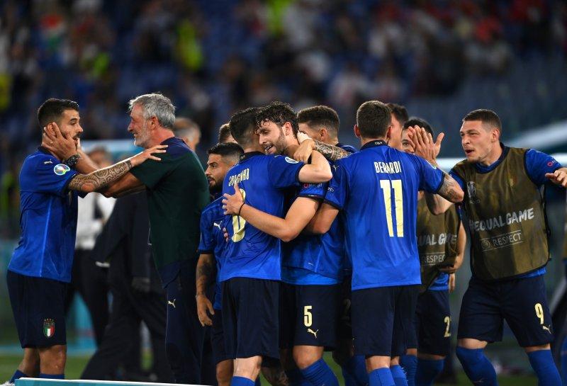 Euro 2020 İtalya - İsviçre maçından kareler