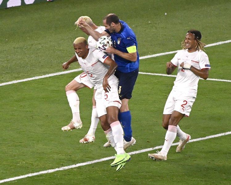 Euro 2020 İtalya - İsviçre maçından kareler