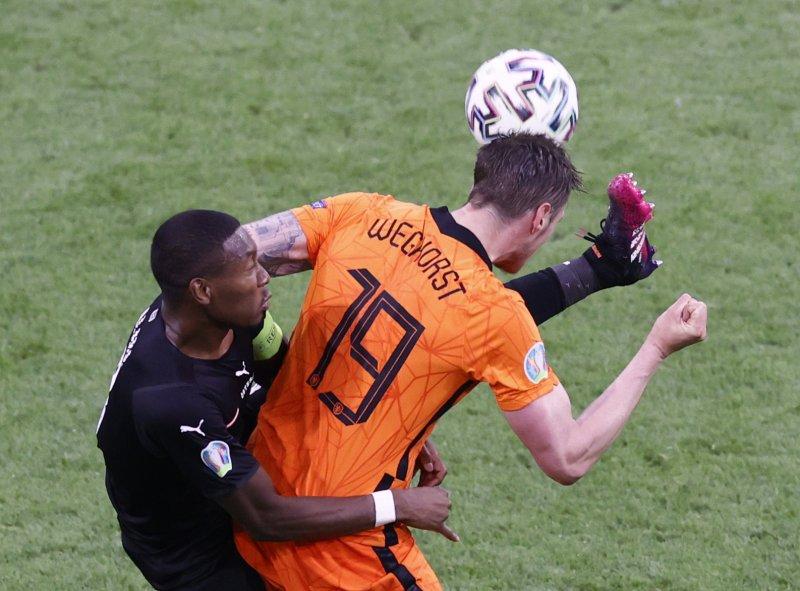 Hollanda-Avusturya maçından kareler