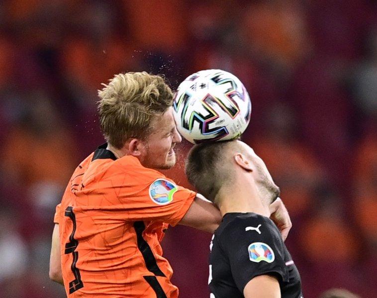 Hollanda-Avusturya maçından kareler