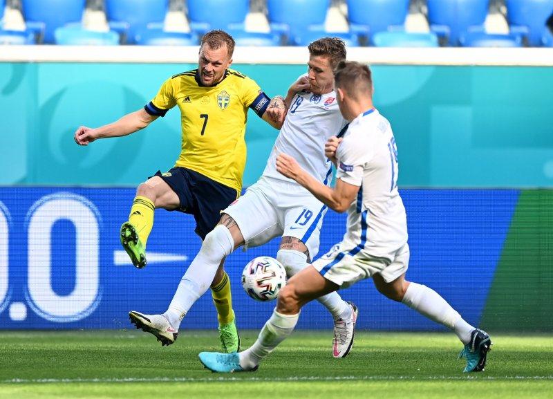 İsviçre-Slovakya maçından kareler