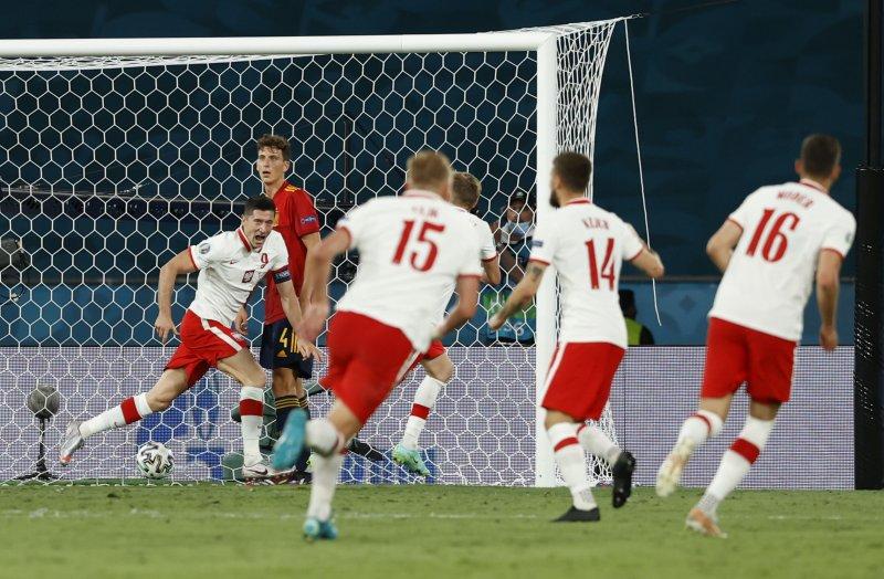 Euro 2020 İspanya - Polonya maçından kareler