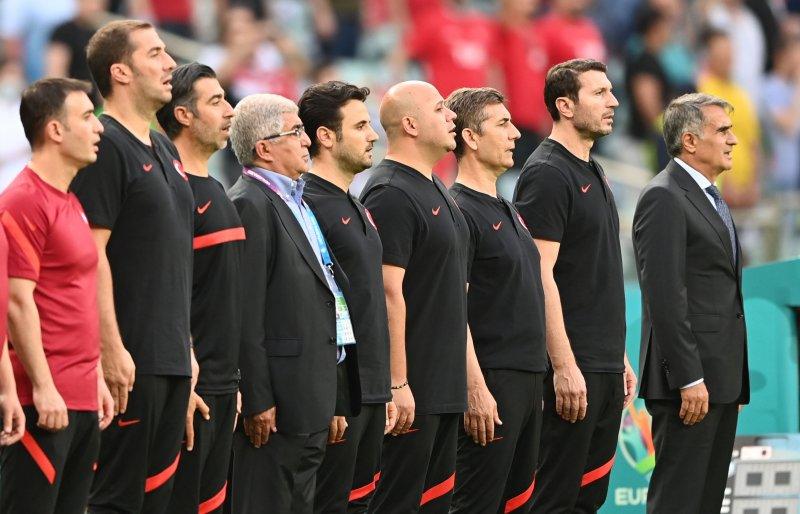 Euro 2020 Türkiye - İsviçre maçından kareler