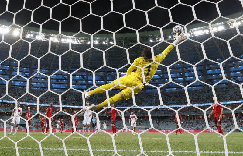 Euro 2020 Türkiye - İsviçre maçından kareler