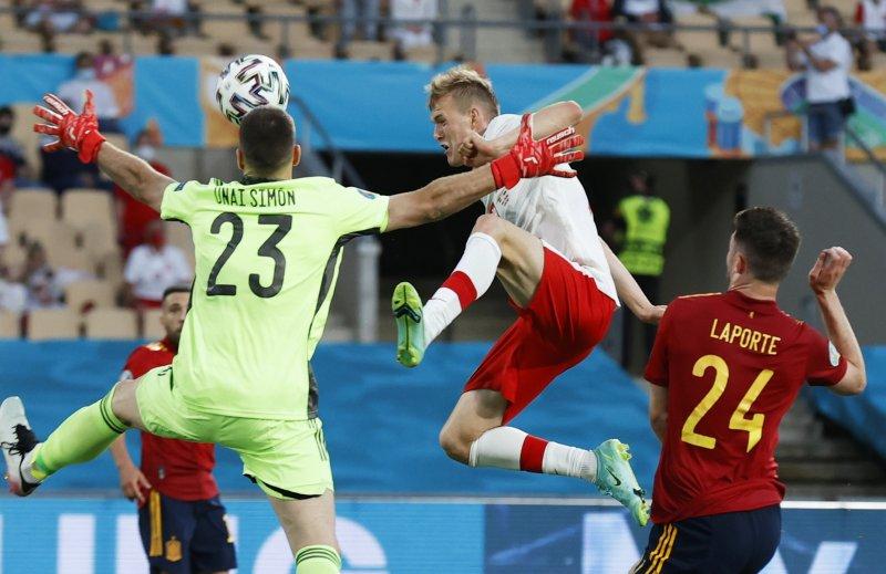 Euro 2020 İspanya - Polonya maçından kareler