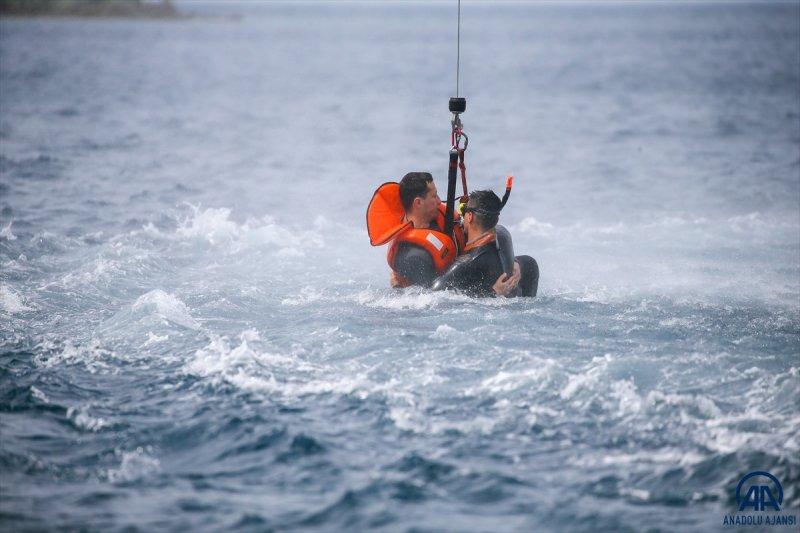 Seçkin komandoların zorlu eğitimi