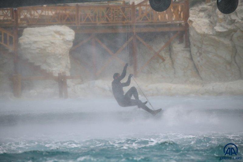 Seçkin komandoların zorlu eğitimi