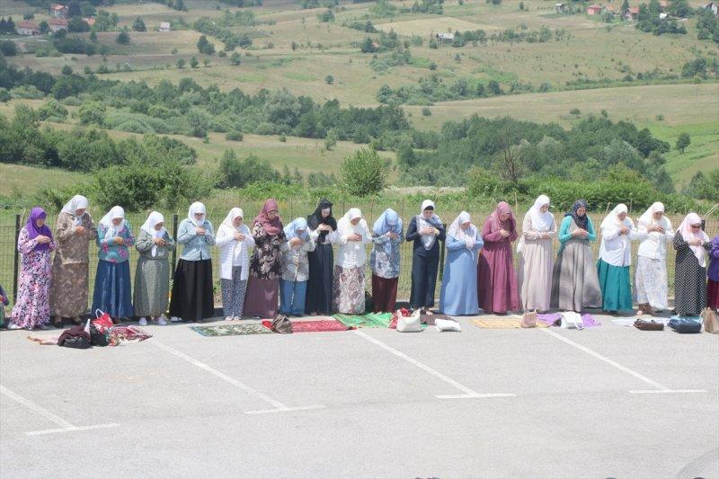 Bosna Savaşı'nın 6 kurbanı toprağa verildi