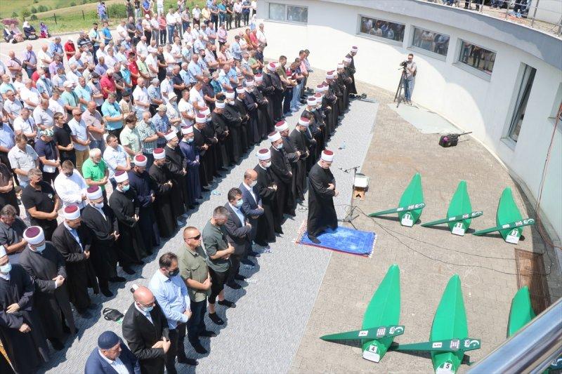 Bosna Savaşı'nın 6 kurbanı toprağa verildi