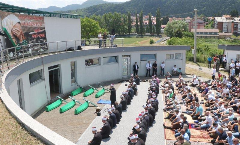 Bosna Savaşı'nın 6 kurbanı toprağa verildi