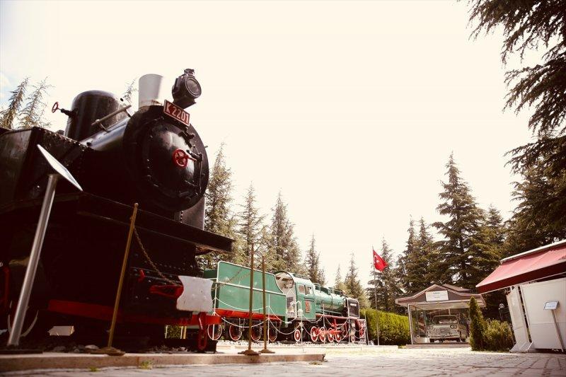 Devrim Otomobili Müzesi, kapılarını yeniden açtı