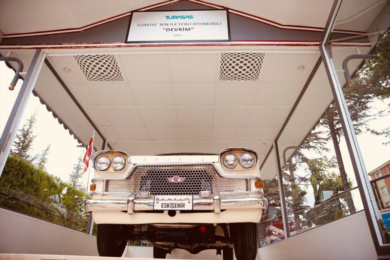 Devrim Otomobili Müzesi, kapılarını yeniden açtı
