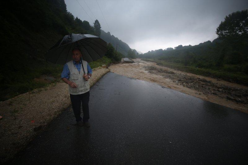 Düzce'de selin oluşturduğu tahribat, gün ağarınca ortaya çıktı