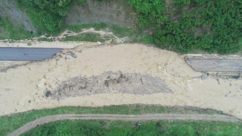 Düzce'de selin oluşturduğu tahribat, gün ağarınca ortaya çıktı