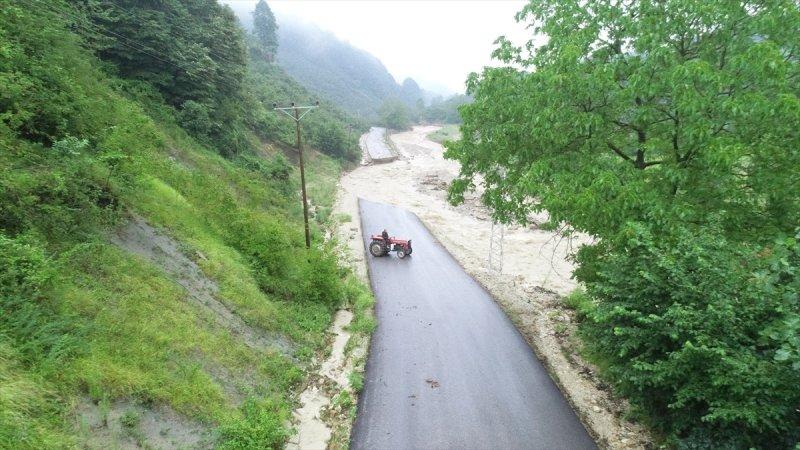 Düzce'de selin oluşturduğu tahribat, gün ağarınca ortaya çıktı