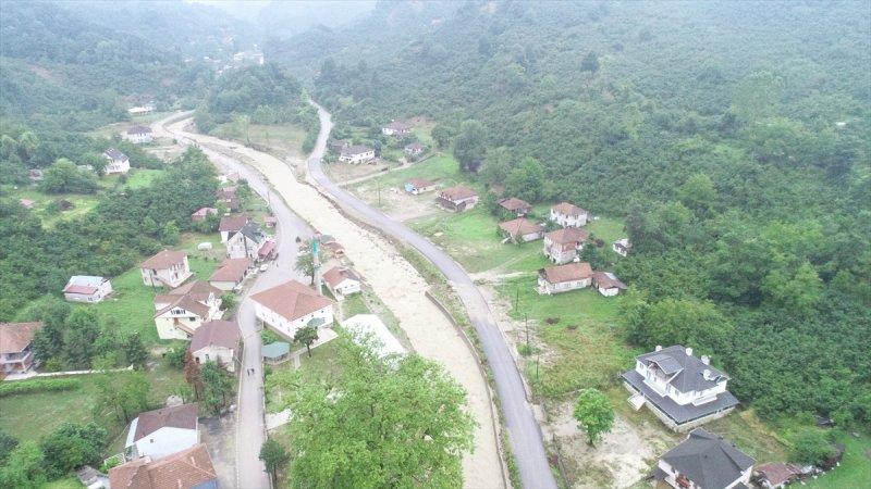 Düzce'de selin oluşturduğu tahribat, gün ağarınca ortaya çıktı