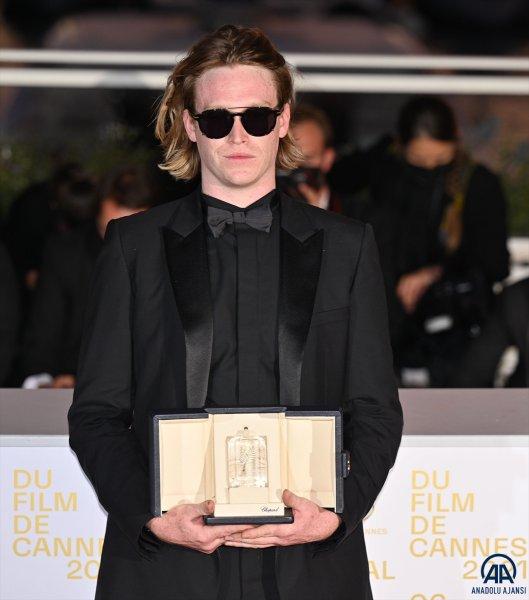 74. Cannes Film Festivali'nde Altın Palimiye ödülünü Titane kazandı