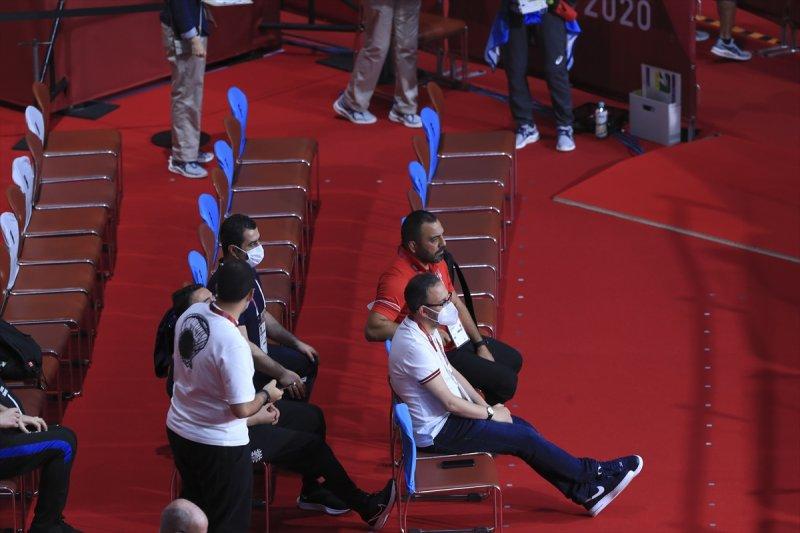 Milli boksör Buse Naz Çakıroğlu Tokyo'da finalde