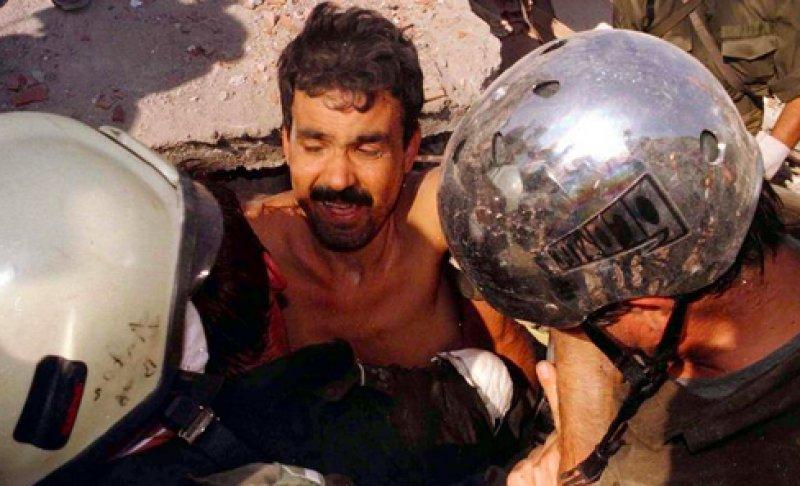 Gölcük Depremi'nin 22'nci yıl dönümü 