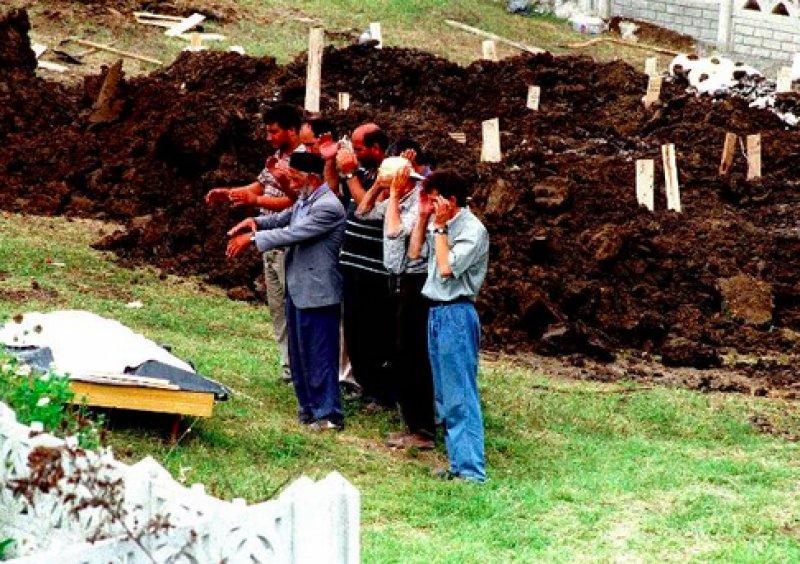 Gölcük Depremi'nin 22'nci yıl dönümü 