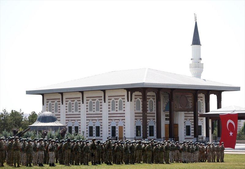 Afganistan'dan tahliye edilen TSK personelini karşılama töreni