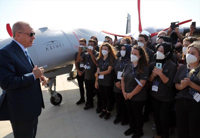 AKINCI TİHA, TSK'ya teslim edildi