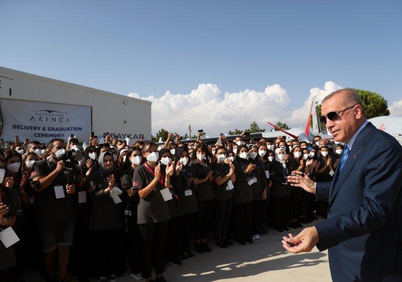 AKINCI TİHA, TSK'ya teslim edildi