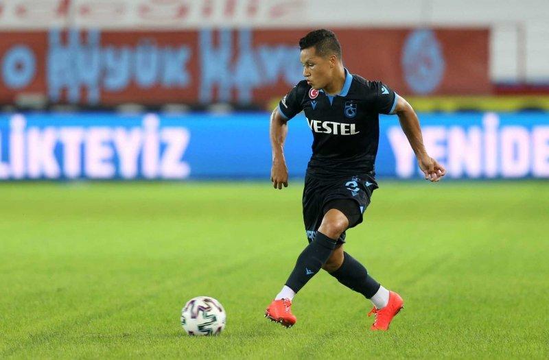 4 büyüklerden giden oyuncular