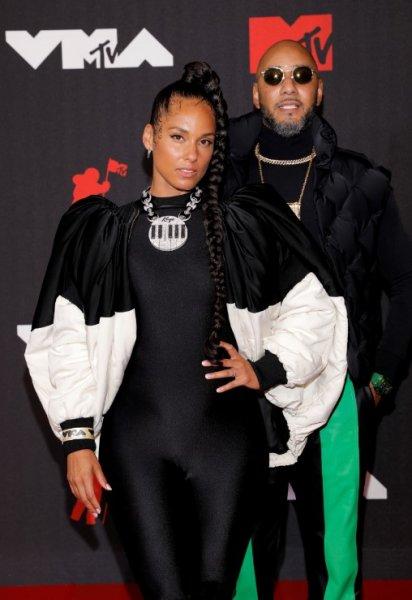 MTV Müzik Ödülleri'nde kırmızı halı şıklığı