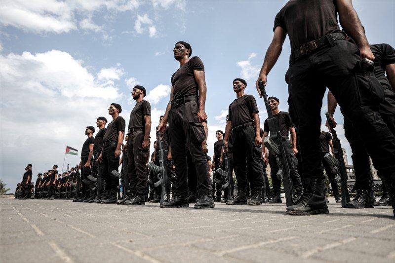 Gazze'de  'Ulusun Kalkanı Alayı' töreni düzenlendi