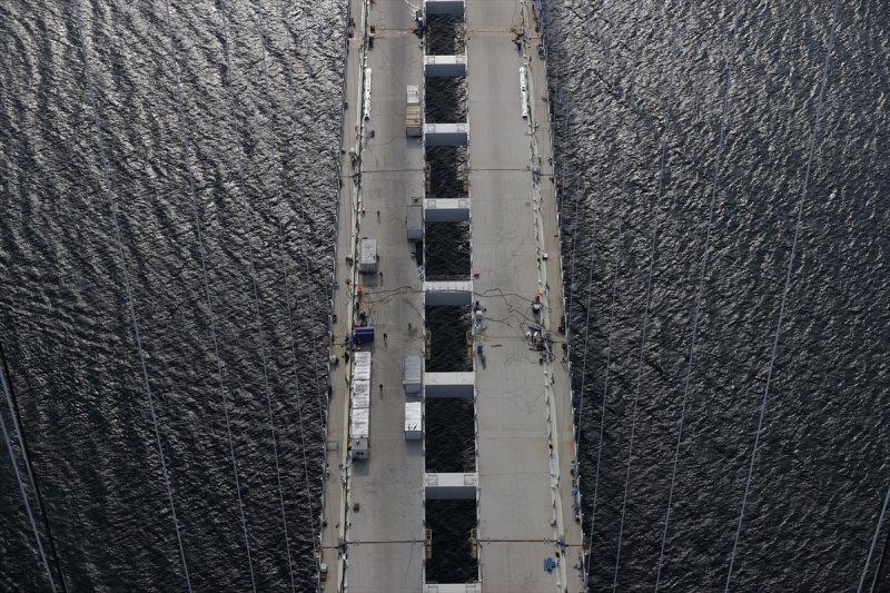 '1915 Çanakkale Köprüsü' 318 metre yükseklikten görüntülendi