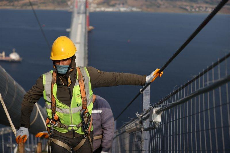 '1915 Çanakkale Köprüsü' 318 metre yükseklikten görüntülendi