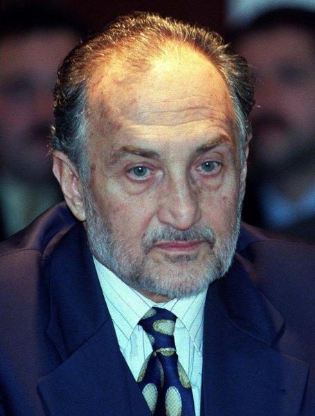 Oğuzhan Asiltürk'ün siyasi hayatı