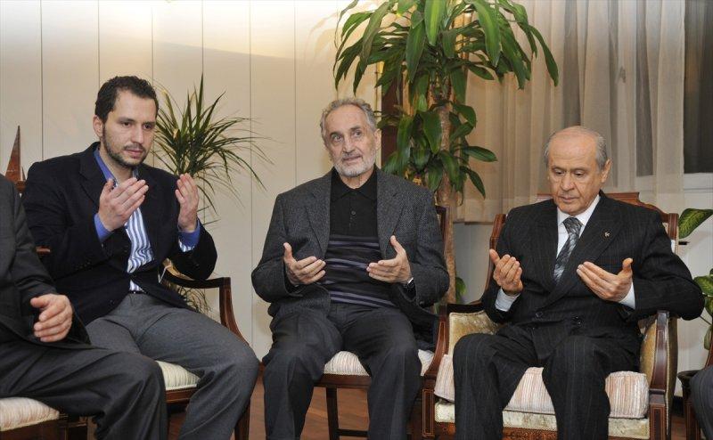 Oğuzhan Asiltürk'ün siyasi hayatı