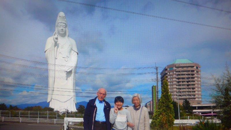 100 metrelik Japon işi heykel: Sendai Daikannon